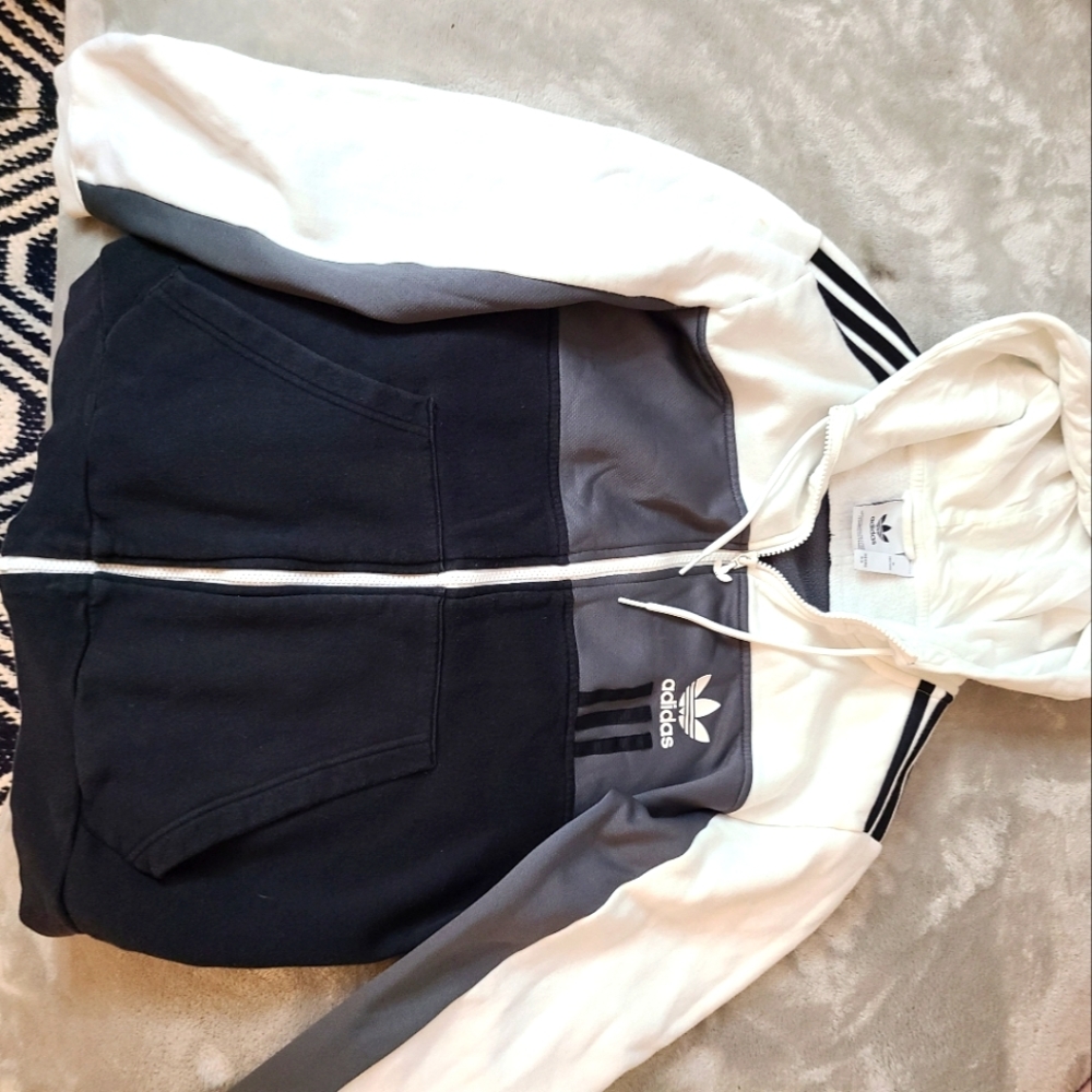 Adidas windbreaker21 limited edition